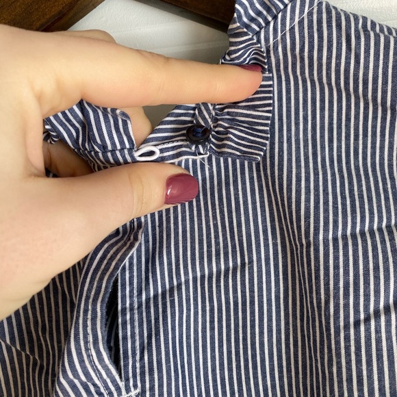 High Ruffle Neck Shirt - Picture 7 of 7